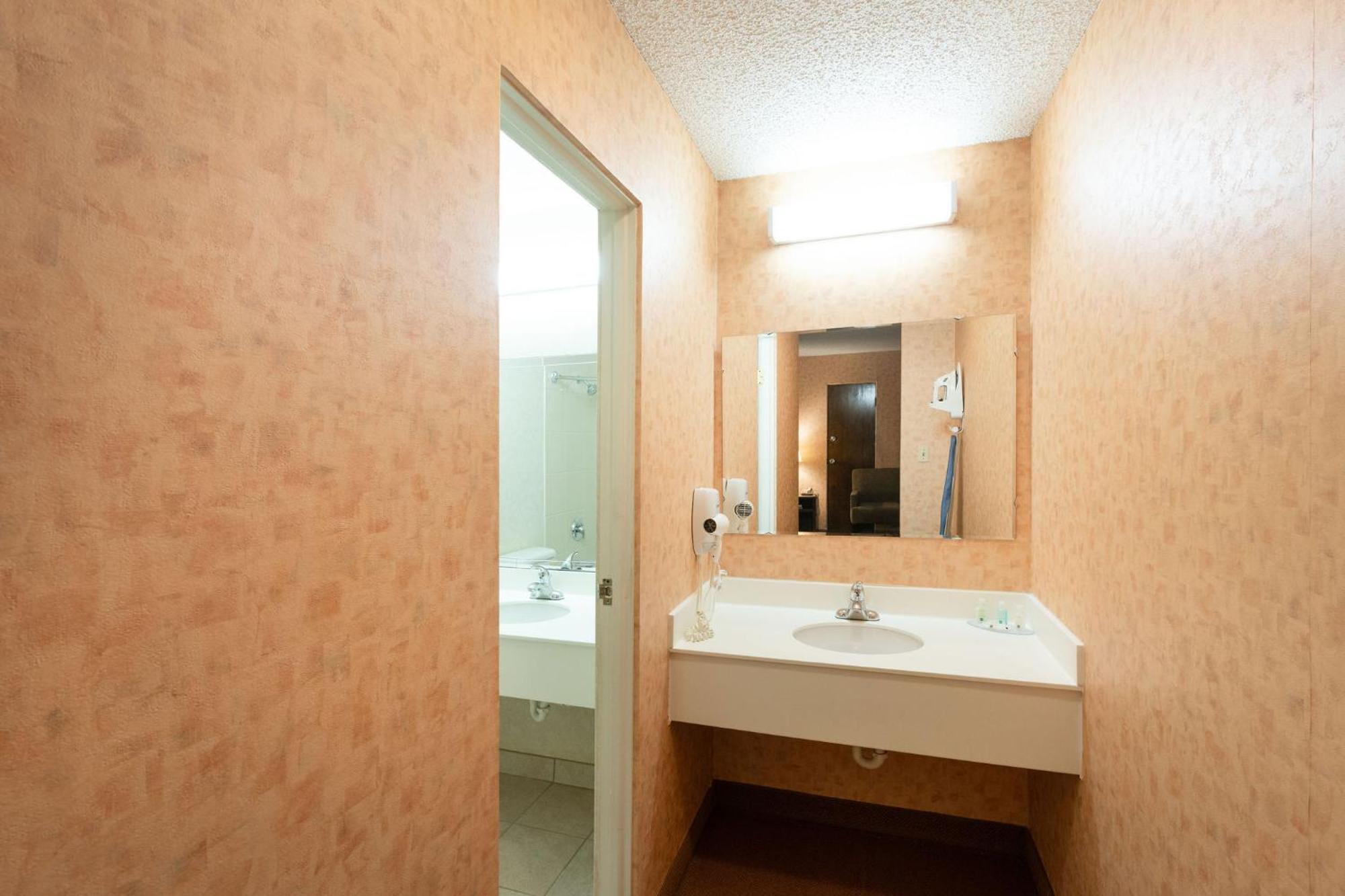 Quality Inn Havre Extérieur photo